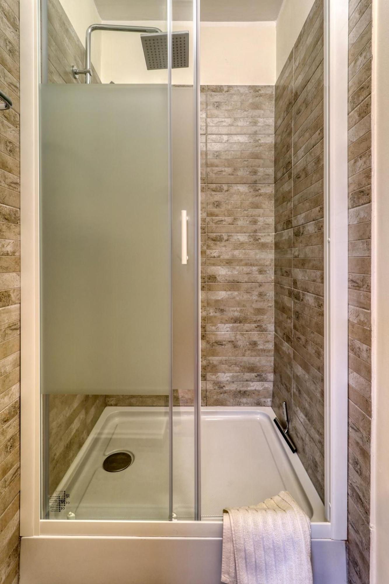 Quito Apartment - Stylish & Quiet ブカレスト エクステリア 写真